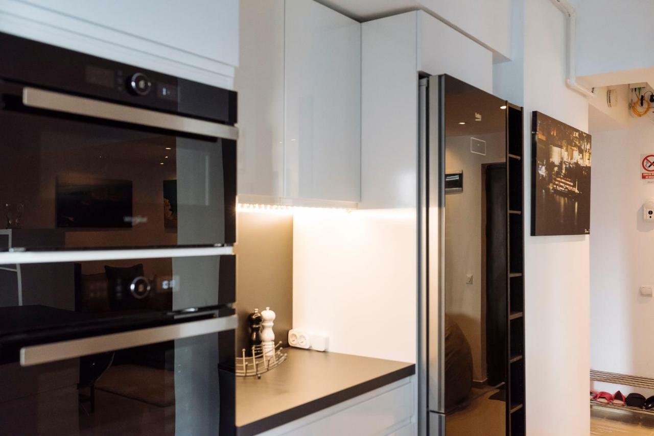 Luxury Flat 8 Near Metro Apartment บูคาเรสต์ ภายนอก รูปภาพ