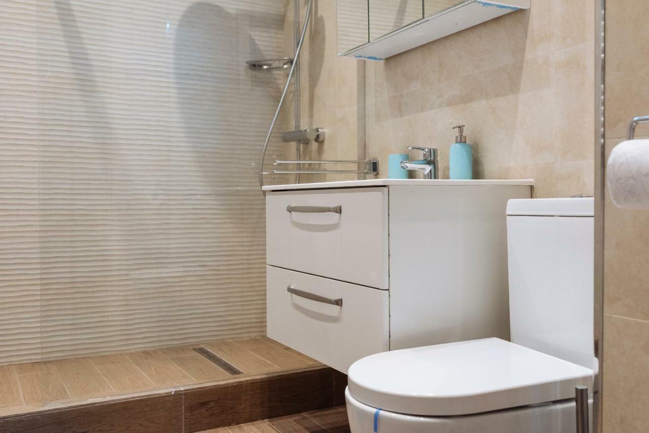 Luxury Flat 8 Near Metro Apartment บูคาเรสต์ ภายนอก รูปภาพ