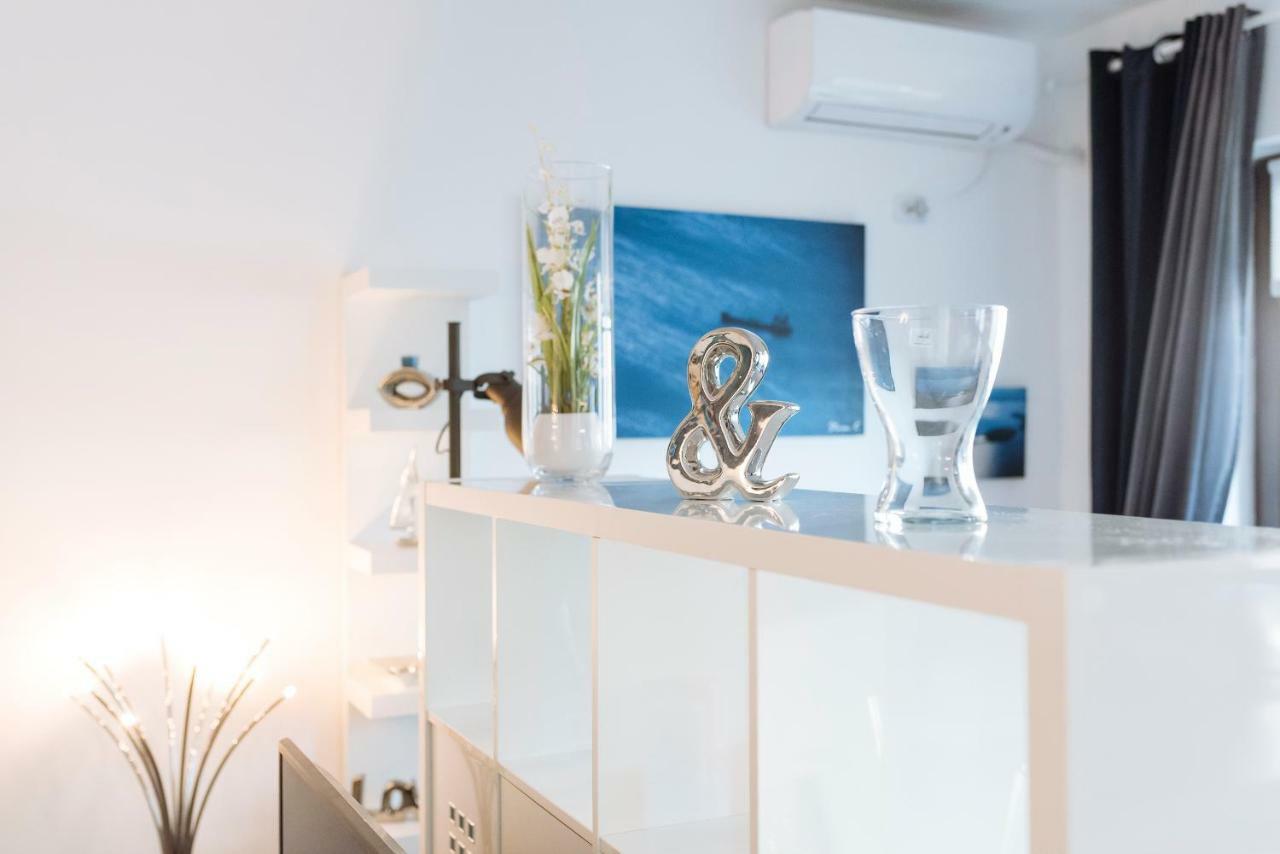 Luxury Flat 8 Near Metro Apartment บูคาเรสต์ ภายนอก รูปภาพ